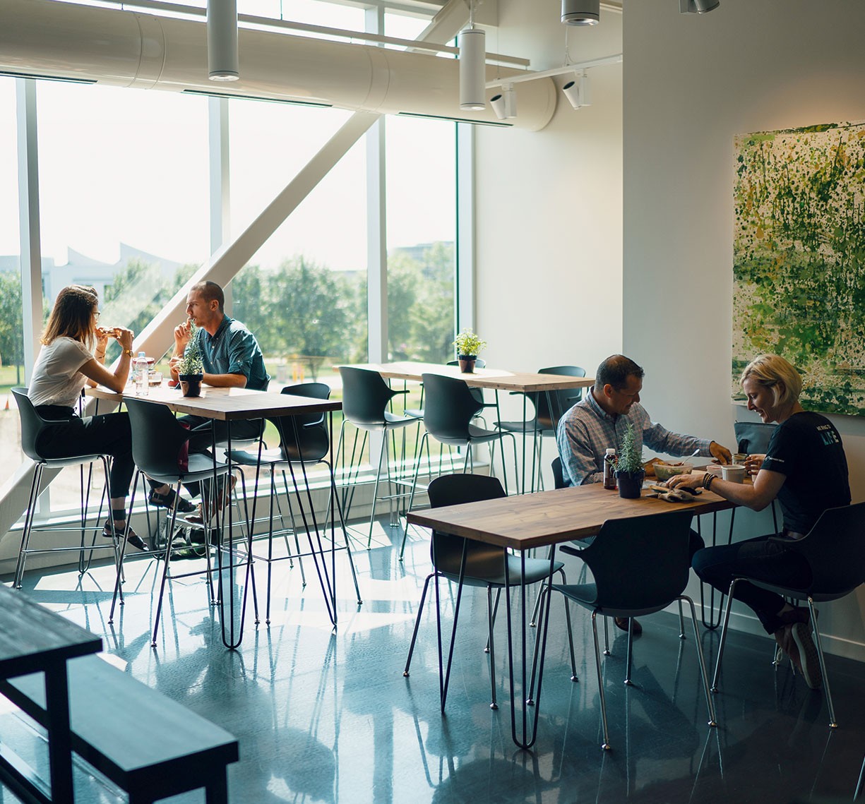 People eating at the TechCafé